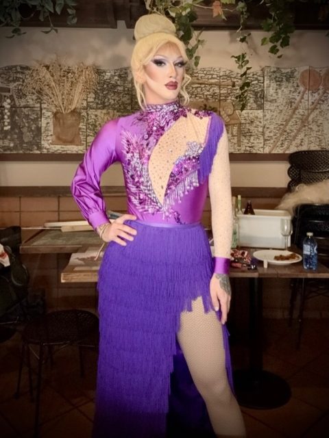 Purple Rain 
#rupaulsdragrace #followme #makeup #art
#dragrace #fashion #dragperfection #hairstyle
#lookoftheday #httq #localqueen #welovequeens #madrid #mikaellabitch #transformation #wig #fishy
#gaymadrid #queerty #dragartist #hailtothequeens
#dragqueensofinstagram #dragqueensforabettertomorrow #gaypride