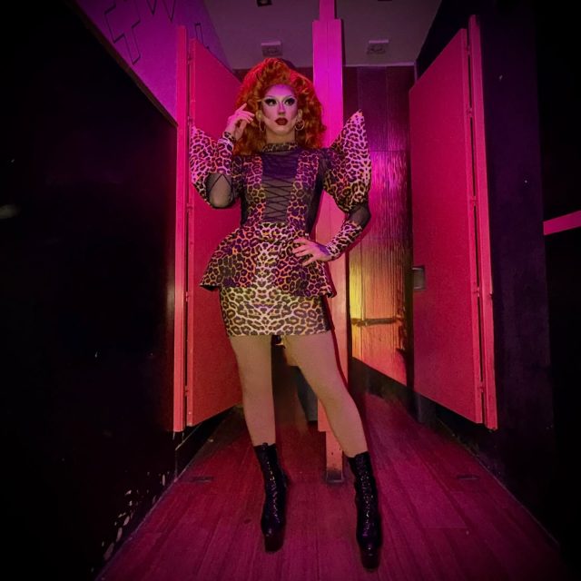 I’m your mother B!tch

Dress by: @anomaliamontes 
Wig by: @yosoylamalibu

#rupaulsdragrace #followme #makeup #art
#dragrace #fashion #dragperfection #hairstyle
#lookoftheday #httq #localqueen #welovequeens #madrid #mikaellabitch #transformation #wig #fishy
#gaymadrid #queerty #dragartist #hailtothequeens
#dragqueensofinstagram #dragqueensforabettertomorrow #gaypride